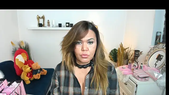 Aileen Stone online show from February 15, 2025, 1:05 pm