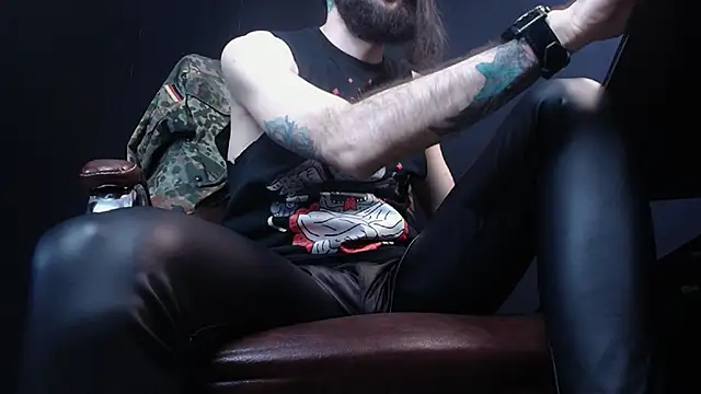Snapshot of AxelColton chatting on February 20, 2025, 9:33 am AxelColton online show from February 20, 2025, 9:33 am