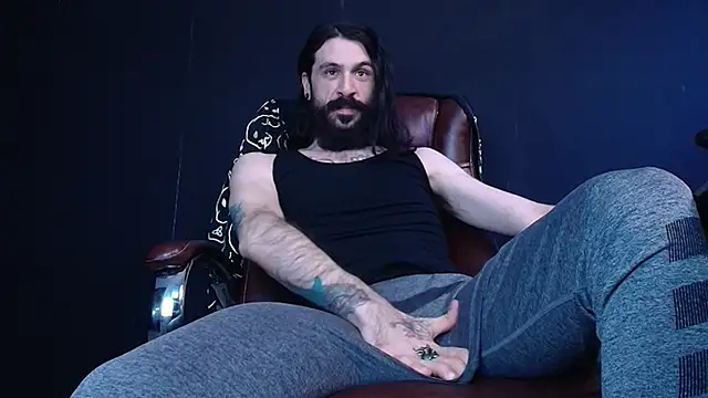 Snapshot of AxelColton chatting on March 19, 2025, 12:34 pm AxelColton online show from March 19, 2025, 12:34 pm