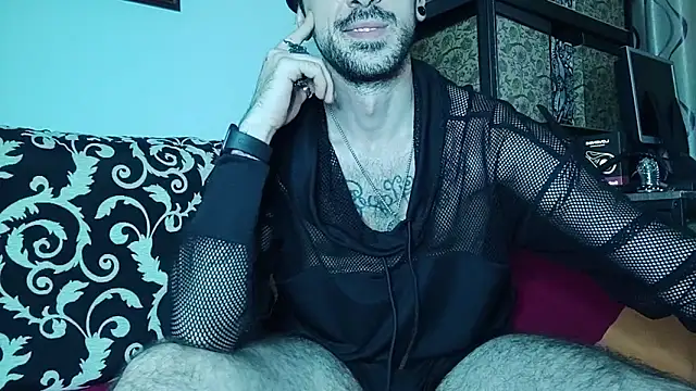 Snapshot of AxelColton chatting on September 14, 2025, 7:40 am AxelColton online show from September 14, 2025, 7:40 am