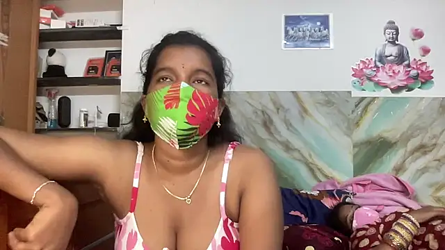 Tamil Sanjana  online show from July 4, 2026, 9:32 pm