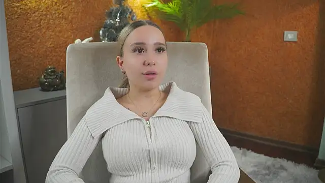 Snapshot of HildColden chatting on December 21, 2024, 11:33 am HildColden online show from December 21, 2024, 11:33 am