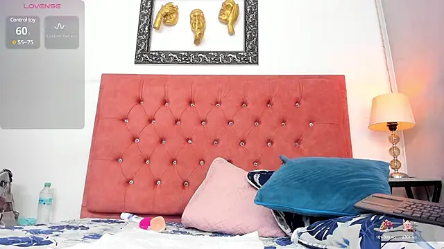 Snapshot of Samantha_Good chatting on February 8, 2025, 11:55 am Samantha Good online show from February 8, 2025, 11:55 am