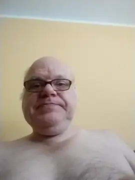 Snapshot of jk6t chatting on January 13, 2026, 12:43 pm jk6t online show from January 13, 2026, 12:43 pm