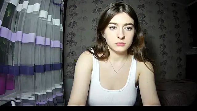 Snapshot of Sofiy_a chatting on February 8, 2025, 11:13 pm Sofiy a online show from February 8, 2025, 11:13 pm