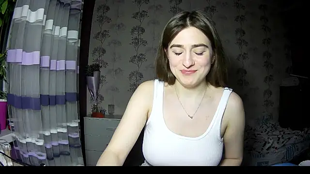 Snapshot of Sofiy_a chatting on March 7, 2025, 11:27 pm Sofiy a online show from March 7, 2025, 11:27 pm