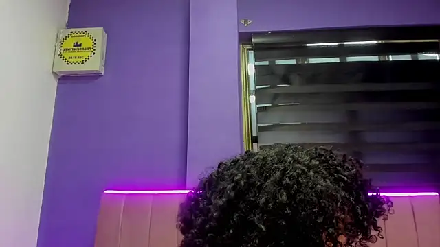 CintiaWalker online show from February 11, 2026, 12:54 pm