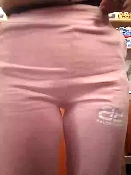 Snapshot of catalella14 chatting on March 10, 2025, 8:23 pm catalella14 online show from March 10, 2025, 8:23 pm