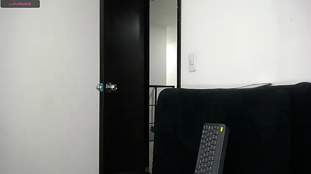 AbrilSonne online show from September 11, 2025, 12:22 am