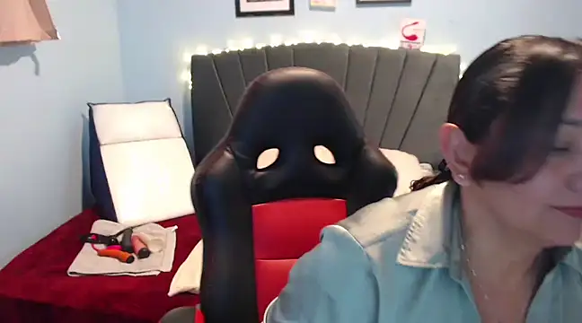 AngelRouss online show from February 13, 2025, 11:17 am