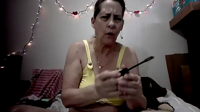 Keywest Kate online show from May 16, 2026, 6:39 pm