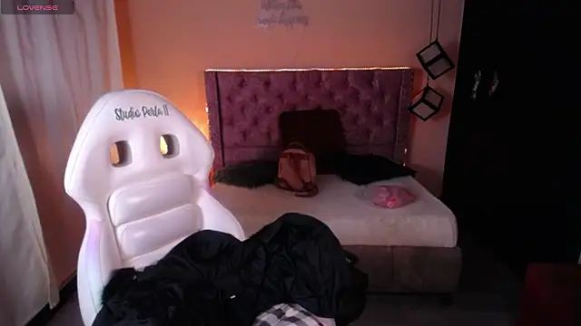 Snapshot of Scarllett_BDSM_ chatting on January 12, 2025, 9:08 am Scarllett BDSM online show from January 12, 2025, 9:08 am