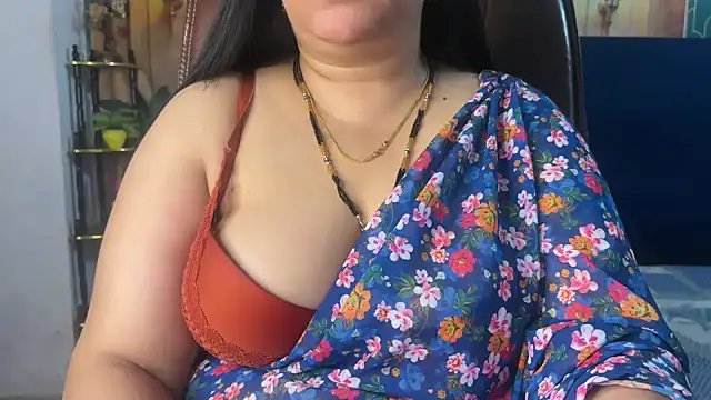 Snapshot of FlatVincy4 chatting on March 5, 2026, 4:03 pm FlatVincy4 online show from March 5, 2026, 4:03 pm