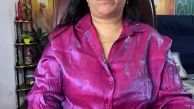 Snapshot of FlatVincy4 chatting on March 18, 2026, 9:01 am FlatVincy4 online show from March 18, 2026, 9:01 am