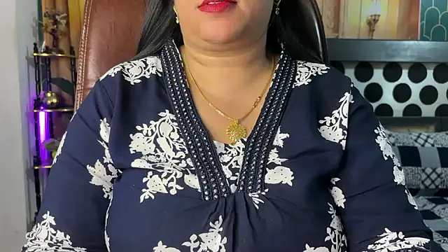 Snapshot of FlatVincy4 chatting on April 9, 2026, 3:39 pm FlatVincy4 online show from April 9, 2026, 3:39 pm