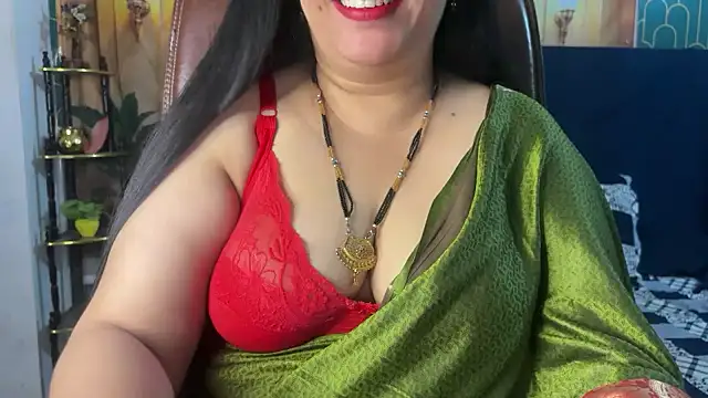 Snapshot of FlatVincy4 chatting on April 16, 2026, 3:51 am FlatVincy4 online show from April 16, 2026, 3:51 am