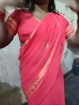 Snapshot of Looliya02 chatting on January 22, 2025, 7:03 am Looliya02 online show from January 22, 2025, 7:03 am