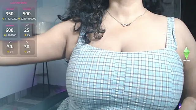 hot menka online show from May 25, 2026, 5:30 pm