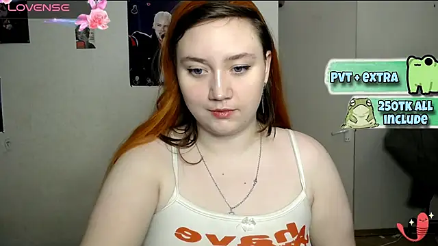 Snapshot of Bitchy_Lily chatting on January 27, 2025, 6:31 pm Bitchy Lily online show from January 27, 2025, 6:31 pm