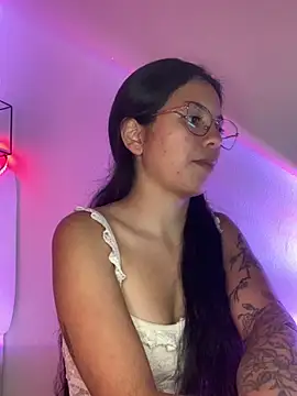 Snapshot of Rosita_forever_ chatting on January 25, 2025, 6:02 pm Rosita forever online show from January 25, 2025, 6:02 pm