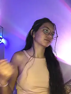 Snapshot of Rosita_forever_ chatting on February 5, 2025, 6:46 am Rosita forever online show from February 5, 2025, 6:46 am