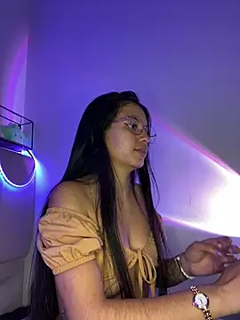 Snapshot of Rosita_forever_ chatting on February 17, 2025, 10:03 pm Rosita forever online show from February 17, 2025, 10:03 pm