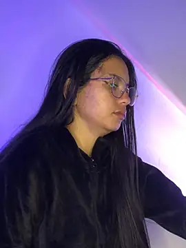 Snapshot of Rosita_forever_ chatting on February 19, 2025, 6:55 am Rosita forever online show from February 19, 2025, 6:55 am