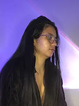 Snapshot of Rosita_forever_ chatting on February 19, 2025, 10:12 am Rosita forever online show from February 19, 2025, 10:12 am