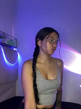 Snapshot of Rosita_forever_ chatting on February 23, 2025, 3:29 pm Rosita forever online show from February 23, 2025, 3:29 pm