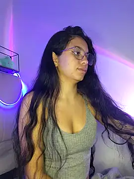 Snapshot of Rosita_forever_ chatting on February 28, 2025, 6:54 am Rosita forever online show from February 28, 2025, 6:54 am