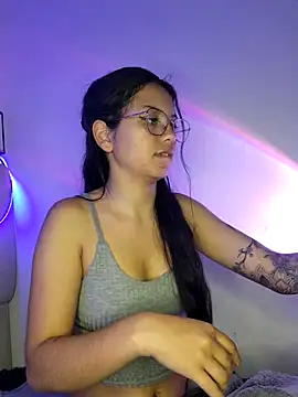 Snapshot of Rosita_forever_ chatting on February 28, 2025, 9:58 am Rosita forever online show from February 28, 2025, 9:58 am