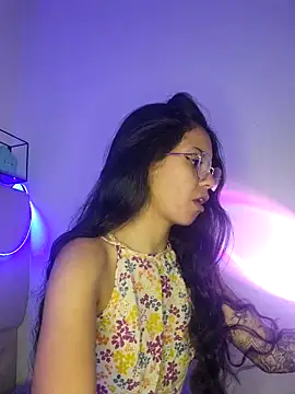 Snapshot of Rosita_forever_ chatting on March 6, 2025, 5:54 pm Rosita forever online show from March 6, 2025, 5:54 pm