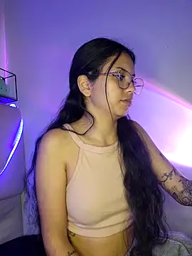 Snapshot of Rosita_forever_ chatting on March 7, 2025, 9:29 am Rosita forever online show from March 7, 2025, 9:29 am