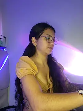 Snapshot of Rosita_forever_ chatting on March 8, 2025, 6:58 pm Rosita forever online show from March 8, 2025, 6:58 pm