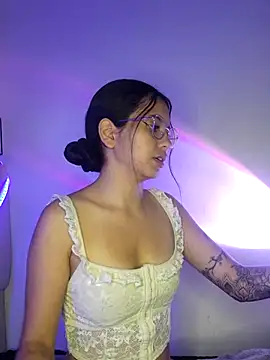 Snapshot of Rosita_forever_ chatting on March 10, 2025, 3:30 pm Rosita forever online show from March 10, 2025, 3:30 pm