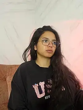 Snapshot of Rosita_forever_ chatting on March 12, 2025, 11:31 am Rosita forever online show from March 12, 2025, 11:31 am