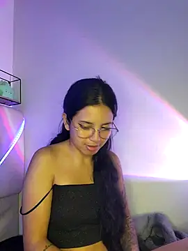 Snapshot of Rosita_forever_ chatting on March 14, 2025, 3:15 am Rosita forever online show from March 14, 2025, 3:15 am