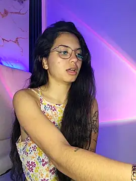 Snapshot of Rosita_forever_ chatting on March 22, 2025, 10:26 pm Rosita forever online show from March 22, 2025, 10:26 pm