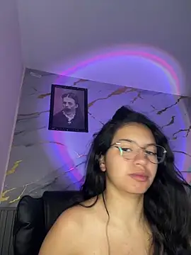 Rosita forever  online show from October 21, 2025, 2:18 pm