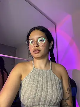 Rosita forever  online show from April 15, 2026, 1:56 am