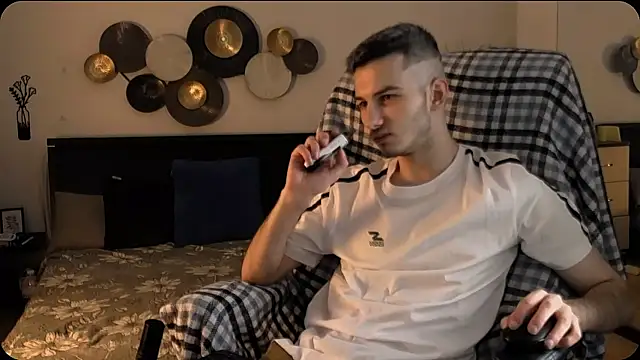 Devin Jay online show from January 12, 2026, 12:21 pm