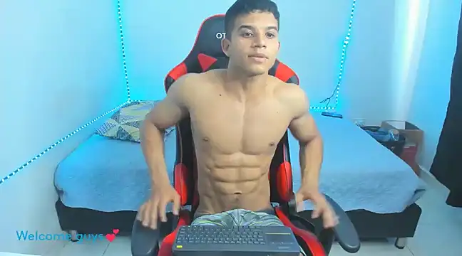 oliver thompsson7 online show from January 27, 2025, 7:35 pm