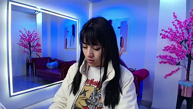 Leia queens online show from October 17, 2025, 11:13 am