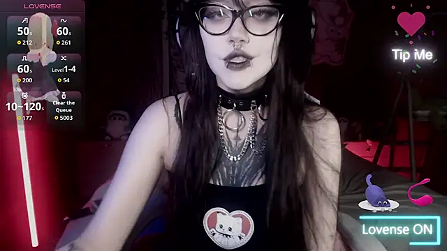 chloe crystall killer online show from September 12, 2025, 10:21 pm