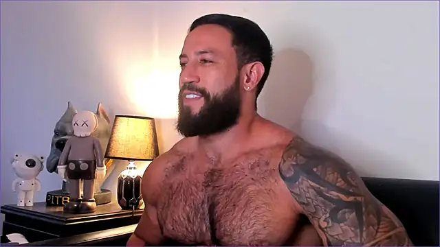 BradLeon  online show from November 27, 2025, 10:12 pm