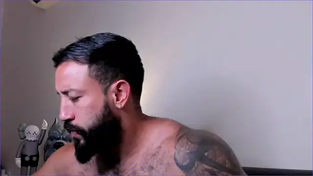 BradLeon  online show from December 15, 2025, 8:18 am