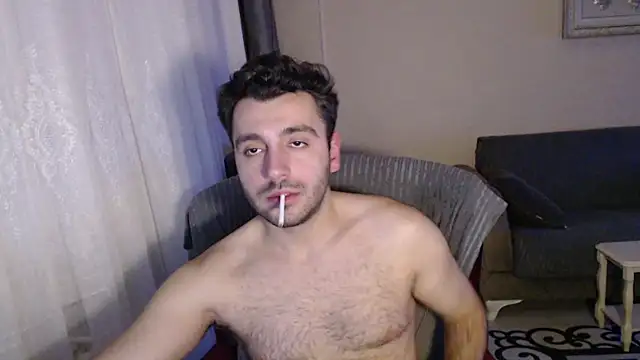 handsomeee04 online show from December 5, 2025, 12:08 am