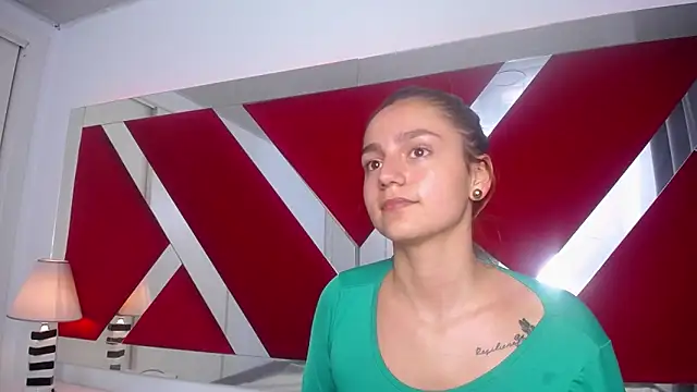 MiaLessie online show from January 4, 2025, 10:34 pm