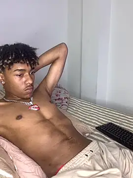Snapshot of Boy_cock18 chatting on January 2, 2025, 2:33 am Boy cock18 online show from January 2, 2025, 2:33 am