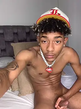 Snapshot of Boy_cock18 chatting on February 2, 2025, 11:11 pm Boy cock18 online show from February 2, 2025, 11:11 pm